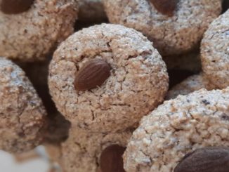 Bolinhos de canela e de amêndoa