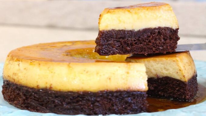Bolo pudim de chocolate e ninho super saboroso