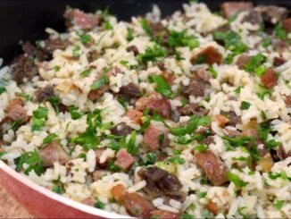 Arroz carreteiro fácil e cheio de sabor