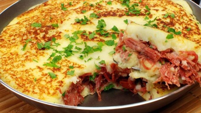 Surpresa de carne-seca com queijo coalho Surpresa de carne-seca com queijo coalho