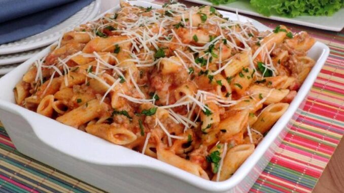 Macarrão à bolonhesa na panela de pressão, prático pra o seu macarrão à bolonhesa na panela de pressão
