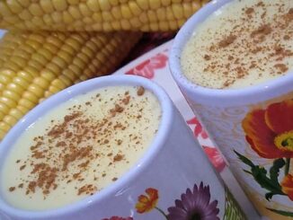 Deliciosa bebida quente de milho verde