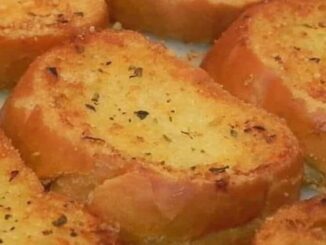 Torradinhas rápidas de queijo e maionese