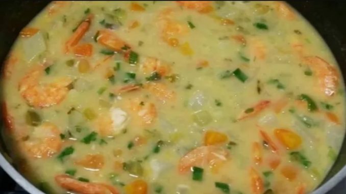 sopademandioca Sopa de camarão com mandioquinha