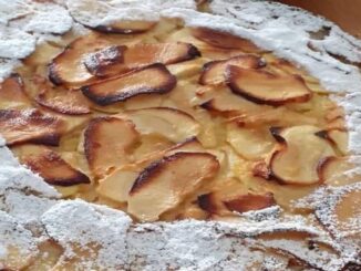 Bolo de maçã com sabor a limão
