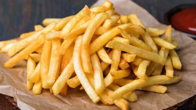 batata frita Batatas fritas secas e crocantes