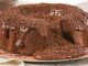Bolo de chocolate com calda