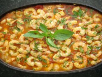 Moqueca de Filé de peixe com camarão