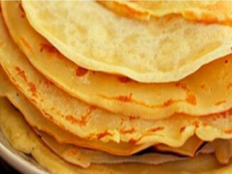 Massa de panqueca com creme de leite