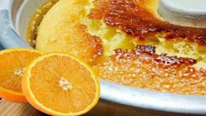 bolo Bolo de laranja húmido delicioso