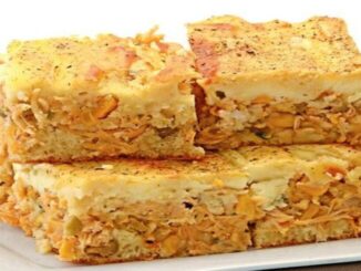 Torta cremosa de frango