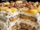 bolo de abacaxi e nozes é um bolo rico e delicioso, perfeito para qualquer ocasião